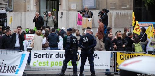 Manif Conférence Environnementale - crédit photo ACIPA